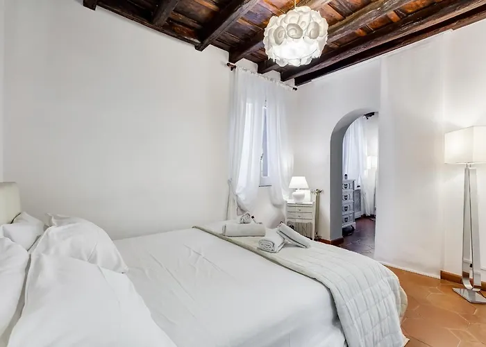 Appartamento White Coronari Roma
